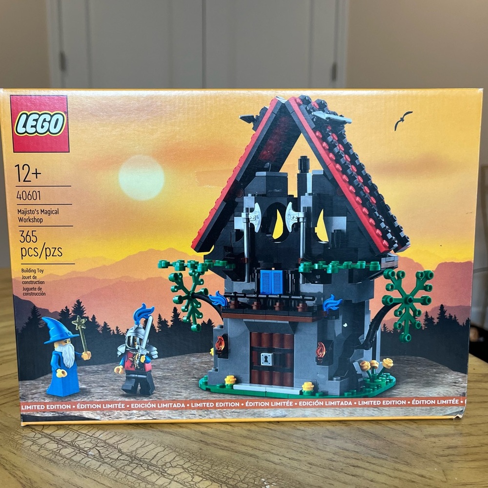 Lego Majisto’s Magical Workshop 40601